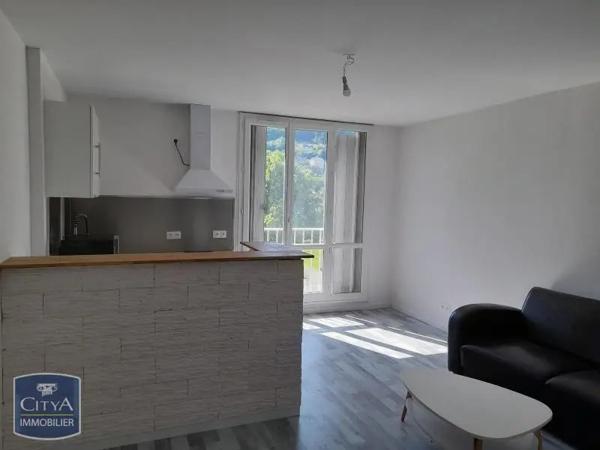 Appartement à louer 2 pièces 42.33m² Tulle (19000)