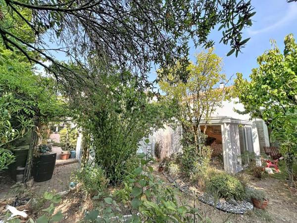 Maison 417 514 € Nieul-sur-Mer 6 p 156 m² DPE C