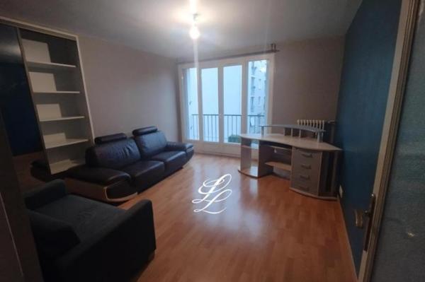 Location - Appartement 3 pièces 56 m 2 RENNES (35000)