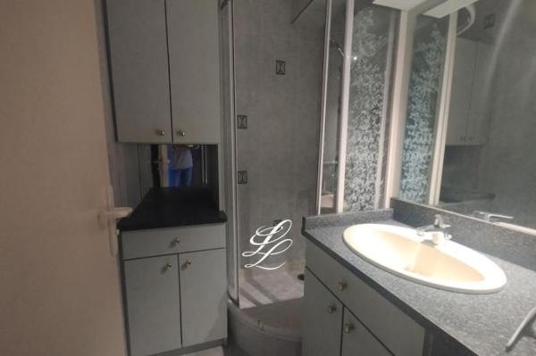 Location - Appartement 3 pièces 56 m 2 RENNES (35000)