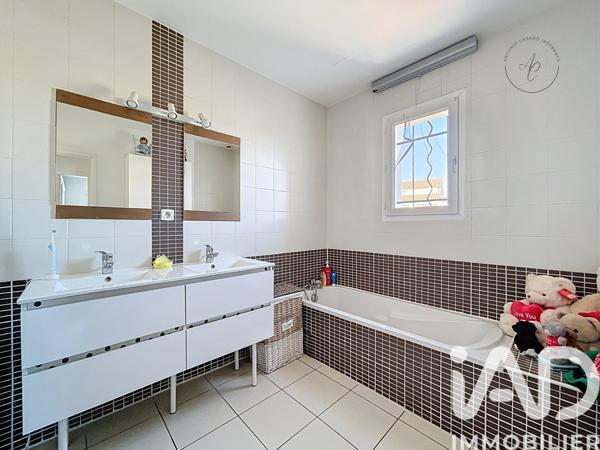 Maison à vendre 4 pièces 83 m² Agde
