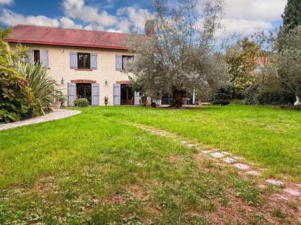 Vente Maison 9 pièces 291 m2 à Limeil-Brévannes