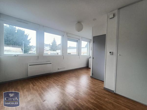 Appartement à louer 1 pièce 24.14m² Châteauroux (36000)