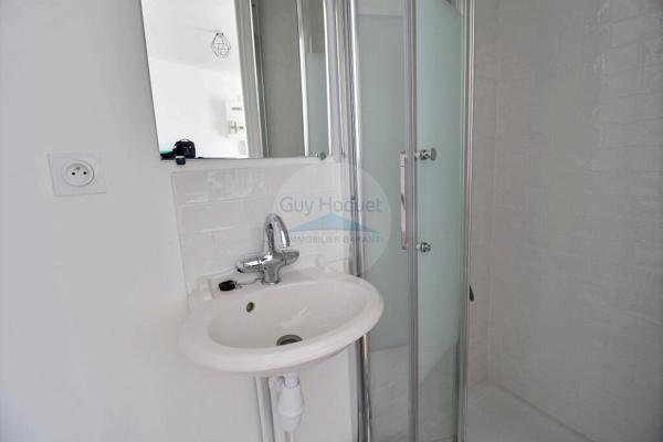 PARIS : appartement T1 (13 m²) en location