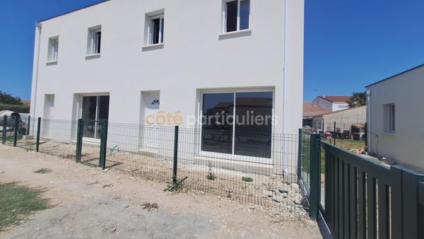 Vente
                Immeuble106 m² - 6 Pièces -
                    ETAULES (17750)