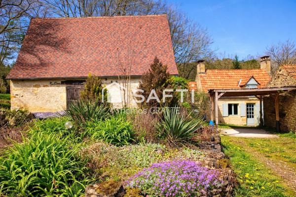 À deux pas de Sarlat-la-Canéda, au cœur de la Dordogne – Un havre de paix au charme authentique