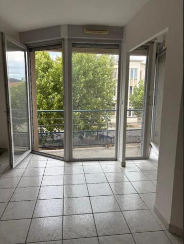 Appartement à louer à Condrieu (69420)