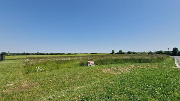 Terrain à LANDES, 17380 - 876m²