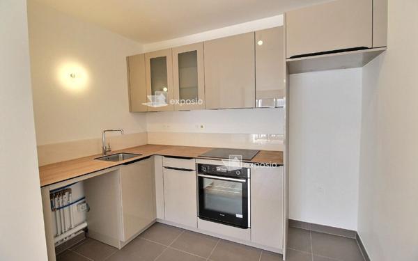 Appartement à louer    3 pièces •  Clichy