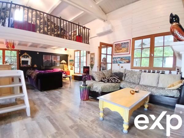 MAISON 5 PIECES 120 M2 - TERRAIN ET PISCINE