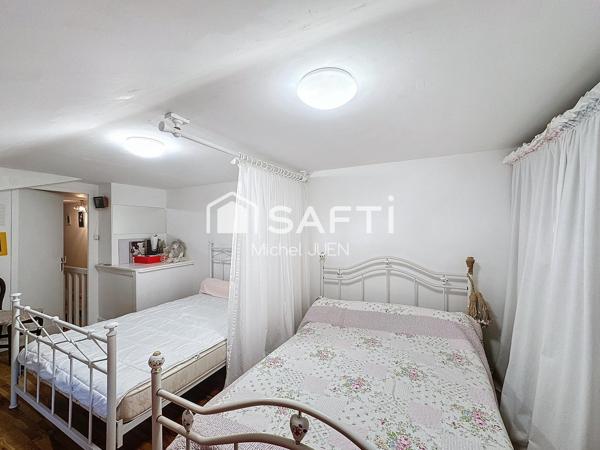 NAROSSE – Maison de 159 m² avec garage et jardin – Viager occupé