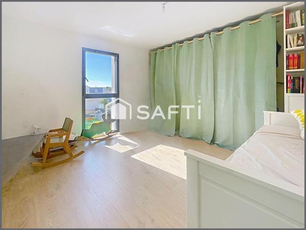 MAISON CONTENPORAIRE CLES EN MAIN