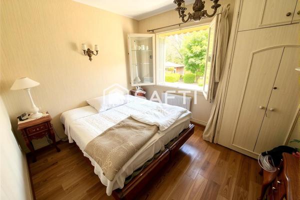 Ferme en pierre 6 pièces 218m² avec 2 hangars