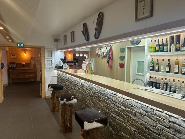 A vendre FDC et MURS, Sport d'Hiver en Savoie 1650m, Hotel Restaurant Terrasse CA 828KE