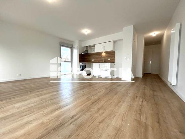 Location Appartement 4 pièces 77.42 m² - 37 AVENUE DU COMMANDANT LYSIACK Aytre 17440