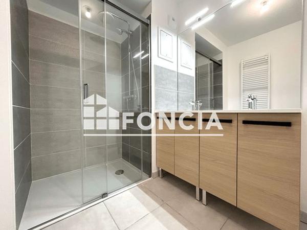 Location Appartement 4 pièces 77.42 m² - 37 AVENUE DU COMMANDANT LYSIACK Aytre 17440