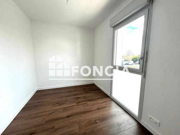 Location Appartement 4 pièces 77.42 m² - 37 AVENUE DU COMMANDANT LYSIACK Aytre 17440