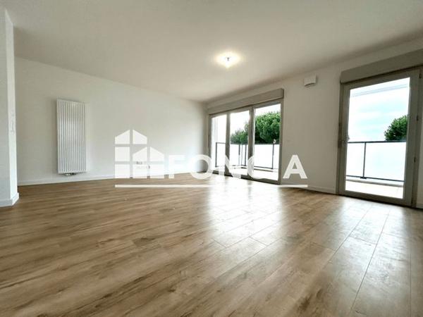 Location Appartement 4 pièces 77.42 m² - 37 AVENUE DU COMMANDANT LYSIACK Aytre 17440