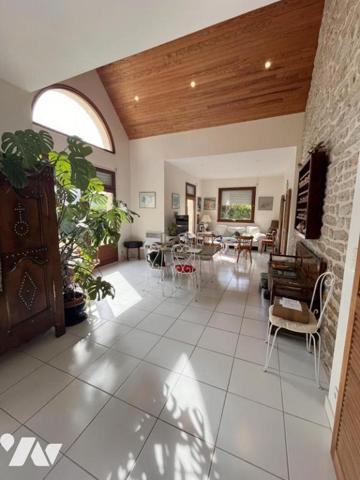 A 100 m de la mer grande maison