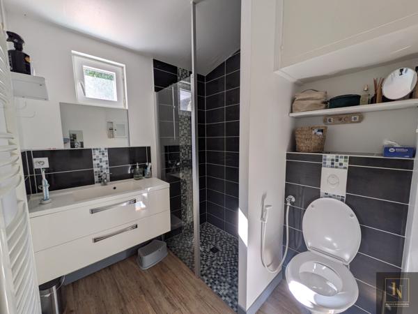 Maison
                                                                                                                                                                                                                                                                                                                        2 pièce(s)                                                                                                                                                                                                          3 chambre(s)                                                                                                                                                                                                          61.3  m²