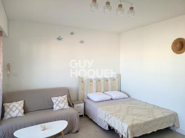 À louer ? Studio meublé à Canet-en-Roussillon, disponible de septembre à juin.