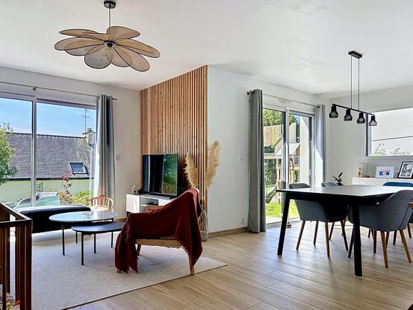 Maison Briec vie de plain-pied, 4 chambres, secteur prisé, bourg à pied.