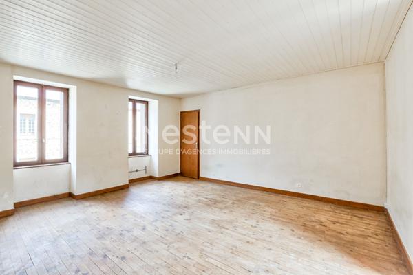 Maison de ville en pierre - Hyper-centre de Châtelaudren