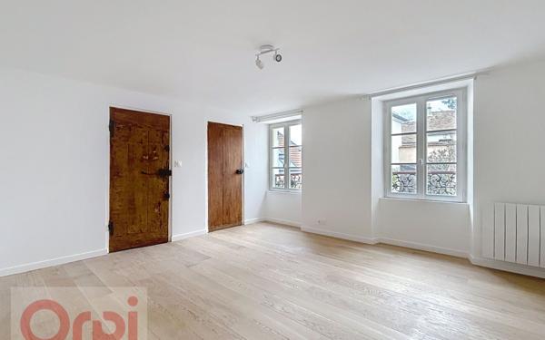 Maison à louer    5 pièces • 135,76 m2 Châtillon