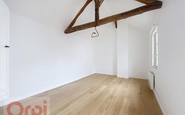 Maison à louer    5 pièces • 135,76 m2 Châtillon