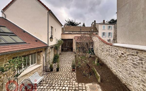 Maison à louer    5 pièces • 135,76 m2 Châtillon