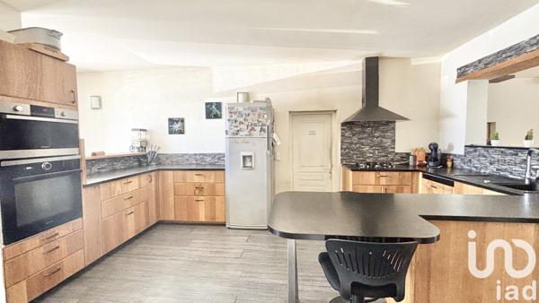 Maison à vendre 7 pièces 234 m² Castelnau-de-Médoc