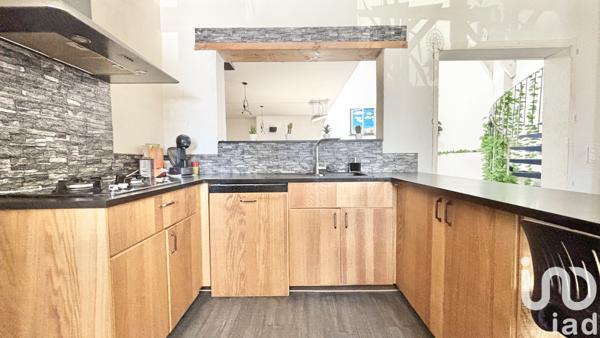 Maison à vendre 7 pièces 234 m² Castelnau-de-Médoc