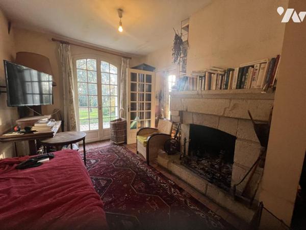 LA FERTE MACE, maison 3ch, sous-sol, terrain arboré