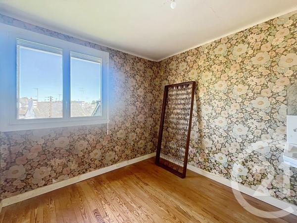 Appartement T4 à vendre  4 pièces - 82,87 m 2   VANNES  - 56