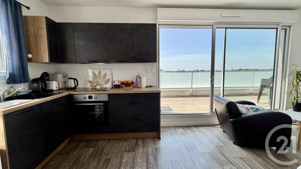 Appartement T3 à vendre  3 pièces - 65,24 m 2   VANNES  - 56
