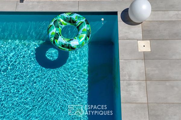 Villa contemporaine avec piscine cadre nature