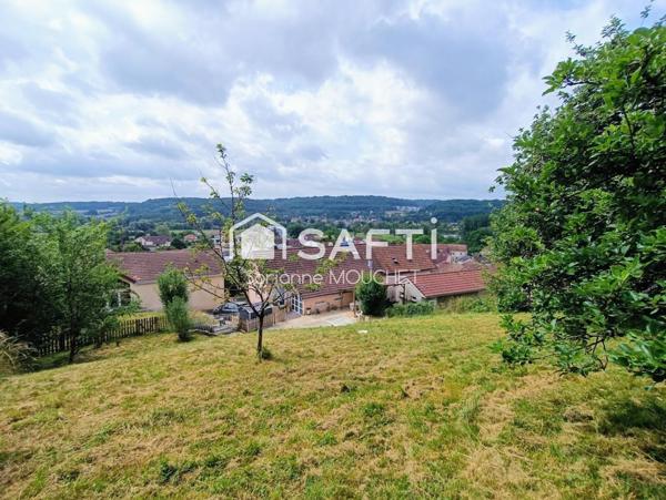Maison mitoyenne familiale rénovée