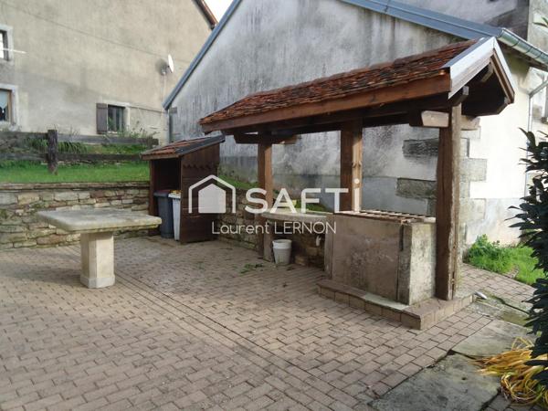 FERME ENTIÈREMENT RENOVEE DE 308 m² SUR 1103 m²