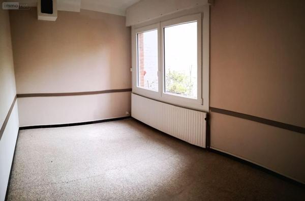 Local commercial à louer à Coudekerque-Branche dans le Nord (59210), ref : S5334