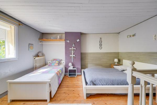 Cénac (33360) Maison 8 pièces 170 m² avec garage et studio