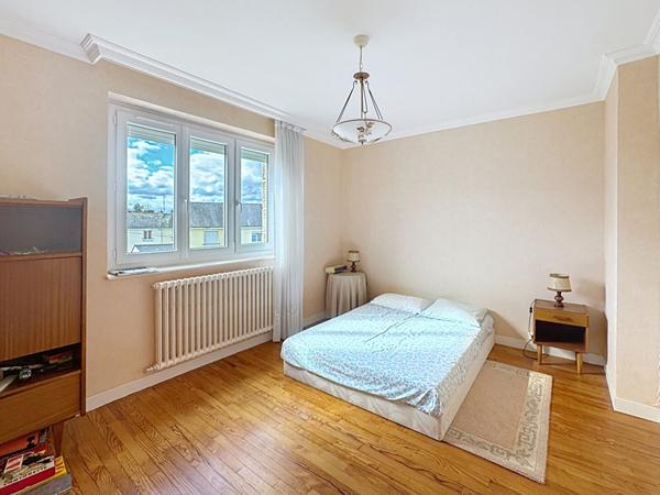 MAISON 5 CHAMBRES AVEC JARDIN QUARTIER CESSON