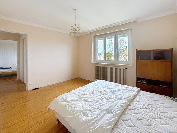 MAISON 5 CHAMBRES AVEC JARDIN QUARTIER CESSON