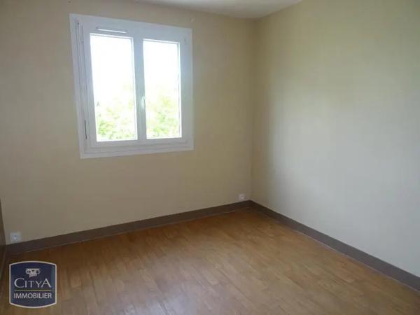 Appartement à louer 2 pièces 46.35m² Laval (53000)
