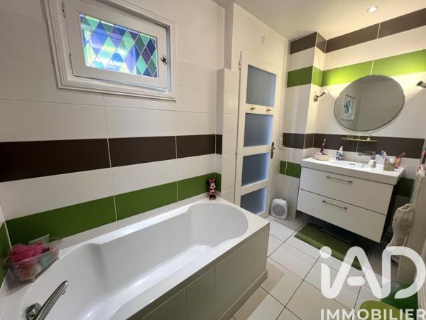 Maison à vendre 5 pièces 118 m² Châlons-en-Champagne