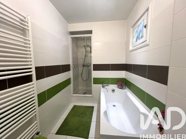 Maison à vendre 5 pièces 118 m² Châlons-en-Champagne