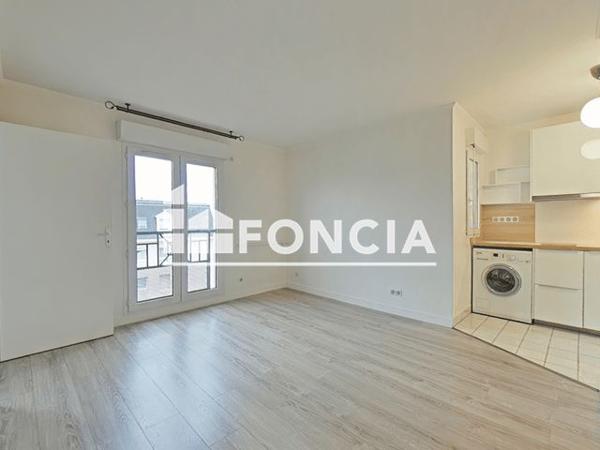 Location Appartement 2 pièces 30.8 m² - 60 BOULEVARD DE LA REPUBLIQUE Livry Gargan 93190