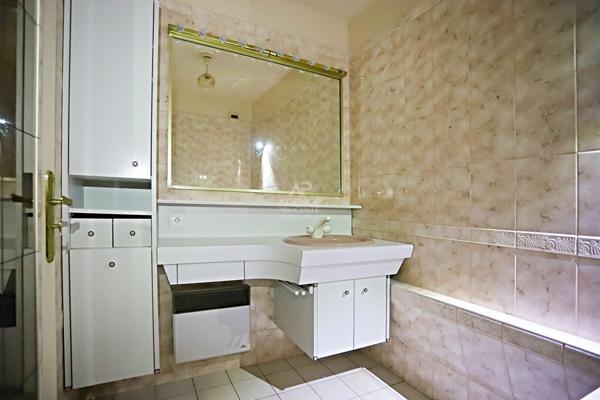 Appartement Nanterre 4 pièce(s) 88 m2 €405 000 ** - Référence 15181