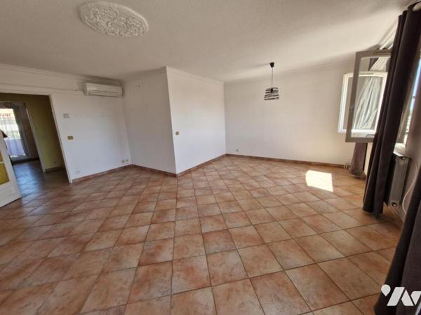 Appartement T2 dernier étage + Place de parking