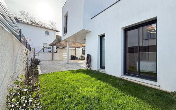 Maison à vendre    4 pièces •  Vaux-sur-Mer