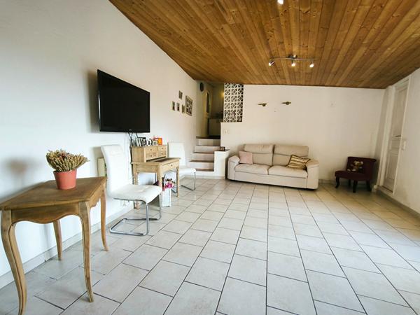 Haut de Cagnes  - Maison de village avec studio indépendant et abris de jardin